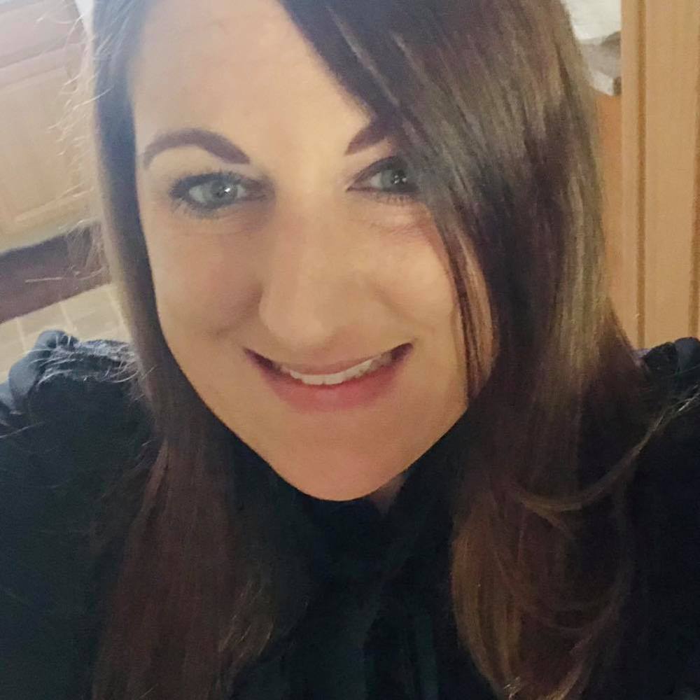 Meet your Posher, Jennifer